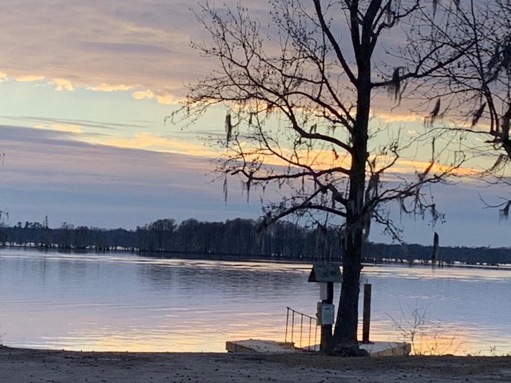 ELLIOTT’S LANDING & CAMPGROUND Updated September 2024 10 Photos