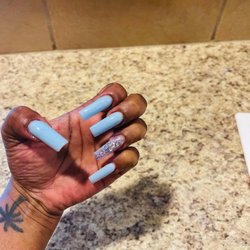 Nails 2000