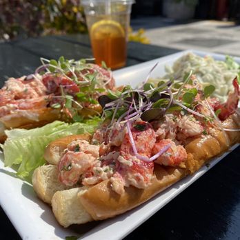 Belle's - Twin Lobster Rolls - Cafes Near Me - Newport, Rhode Island Belle's - Twin Lobster Rolls - Cafes Near Me - Newport, Rhode Island