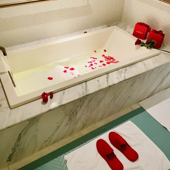 Faena Hotel Miami Beach - Bathroom - Hotels Near Me - Miami Beach, Florida