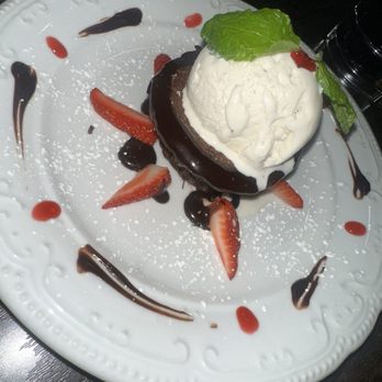 Centanni Italian Restaurant - Italian Near Me - Burbank, California