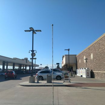 Buc-ee's - Going home to Dallas from Galveston Texas. We always make sure to stop at every Buc-ees along the way. - Gas Stations Near Me - Madisonville, Texas