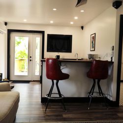 T & R Inn Between the Lakes - Corey Lake Bridal Suite