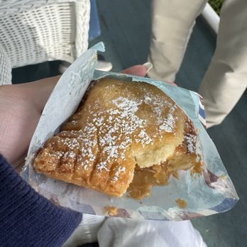 High-Pie - Apple - Themed Cafes Near Me - Oceanside, California