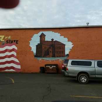 Polk Courthouse - Courthouses Near Me - Dallas, Oregon