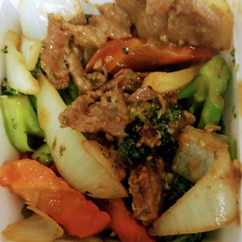 Lee's BBQ & Boba - Side order of Beef & Broccoli  $4.95 - Barbeque Near Me - Cudahy, California