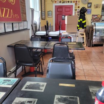 Engine 6 Pizza Co - Italian Near Me - Norwich, Connecticut