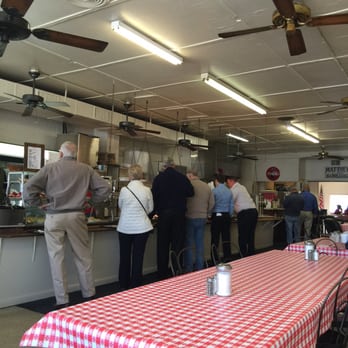 Matthews Cafeteria - And the locals start lining up. - Southern Near Me - Tucker, Georgia Matthews Cafeteria - And the locals start lining up. - Southern Near Me - Tucker, Georgia