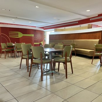 Kem's - Dining room - New American Near Me - Beckley, West Virginia Kem's - Dining room - New American Near Me - Beckley, West Virginia