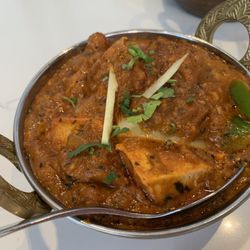 Curry chicken