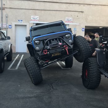 Offroad Customz - Flexin @offroad_custumz - Auto Customization Near Me - Burbank , California