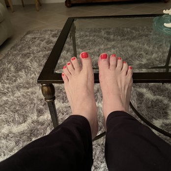 Emerald Sanctuary Day Spa - My feet , looking great for my flip flops . - Massage Near Me - Miramar Beach, Florida Emerald Sanctuary Day Spa - My feet , looking great for my flip flops . - Massage Near Me - Miramar Beach, Florida