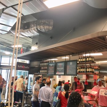 QFC - Tutta Bella - Located Inside QFC - Grocery Near Me - Kirkland, Washington