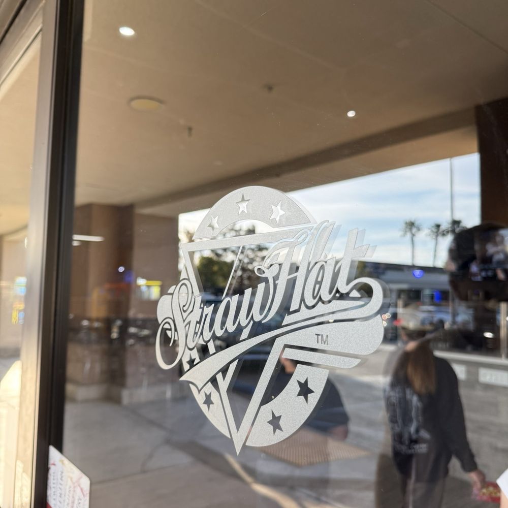 Straw Hat Pizza - Outside signage - Pizza Near Me - Bakersfield, California Straw Hat Pizza - Outside signage - Pizza Near Me - Bakersfield, California