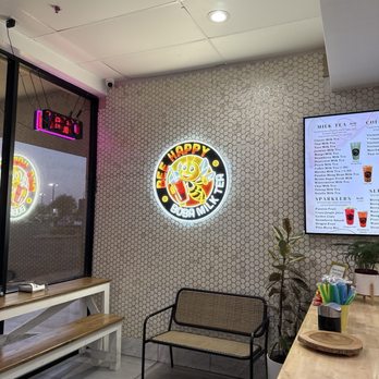Bee Happy Boba Tea - Waiting area - Bubble Tea Near Me - Peoria, Arizona