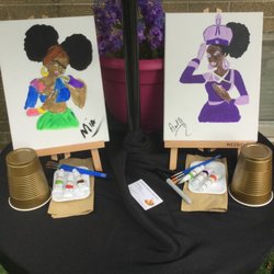 Seneese Passion Paint &SIP - Women wearing a crown