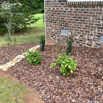 Triad Landscape Solutions - Lawn Services Near Me - Reidsville, North Carolina Triad Landscape Solutions - Lawn Services Near Me - Reidsville, North Carolina