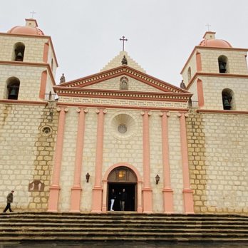 Mission Santa Barbara - Museums Near Me - Santa Barbara, California