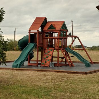 Dallas Playsets - Pre-mulch - Playsets Near Me Dallas Playsets - Pre-mulch - Playsets Near Me