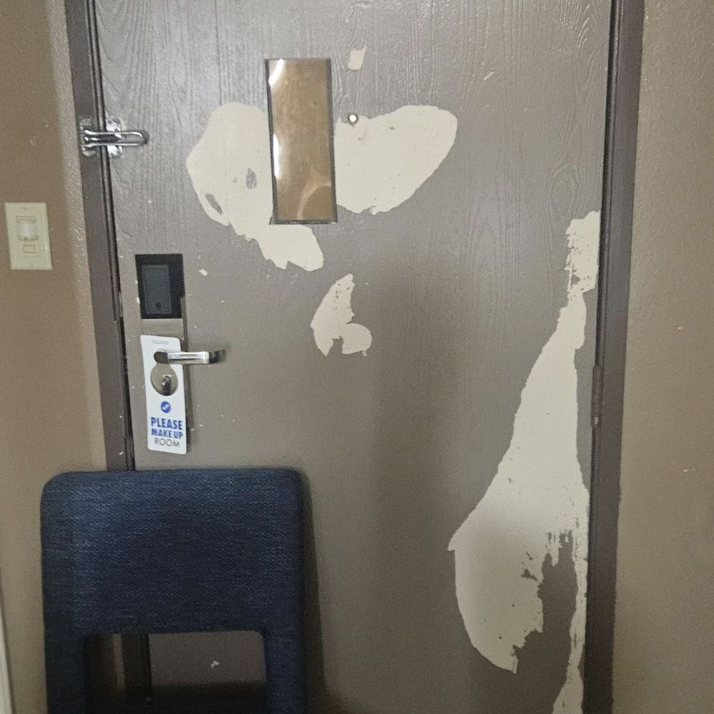 Hotel Pacific Garden - The door was so ugly. - Hotels Near Me - Gardena, California Hotel Pacific Garden - The door was so ugly. - Hotels Near Me - Gardena, California
