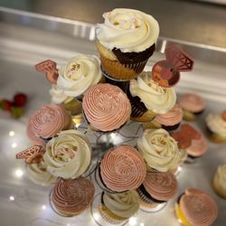 Aunt Betty’s Bakery