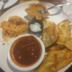 Taco birria meal