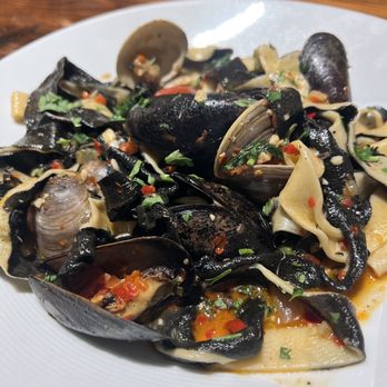 Piastra - Tagliatelle Nero do Mare - Italian Near Me - Marietta, Georgia Piastra - Tagliatelle Nero do Mare - Italian Near Me - Marietta, Georgia