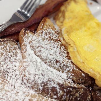 Famous Toastery - French toast and bacon - Breakfast & Brunch Near Me - Charlotte, North Carolina Famous Toastery - French toast and bacon - Breakfast & Brunch Near Me - Charlotte, North Carolina