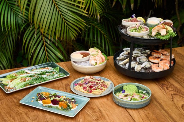 Lanai City Bar & Grill by null