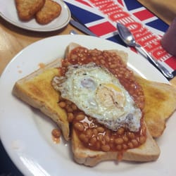 Retro Diner - Now that's breakfast.