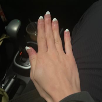 Maxwell Nail Spa - Nail Salons Near Me - Chicago, Illinois