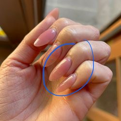 Princess Spa and Nails - Lifting around the base