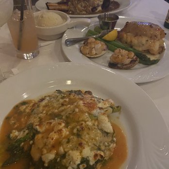 Spiro's - The stuffed lobster wasn't good at all but the oysters was tasty, the lobster stuffing tasted gloopy - New American Near Me - Rocky Point, New York Spiro's - The stuffed lobster wasn't good at all but the oysters was tasty, the lobster stuffing tasted gloopy - New American Near Me - Rocky Point, New York
