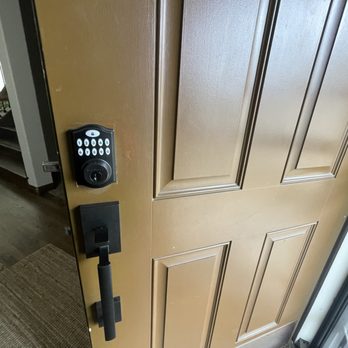 Home Tech Hero - Smart lock - Home Theatre Installation Near Me Home Tech Hero - Smart lock - Home Theatre Installation Near Me