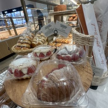 Tous Les Jours - Coffee & Tea Near Me - Westminster, California Tous Les Jours - Coffee & Tea Near Me - Westminster, California