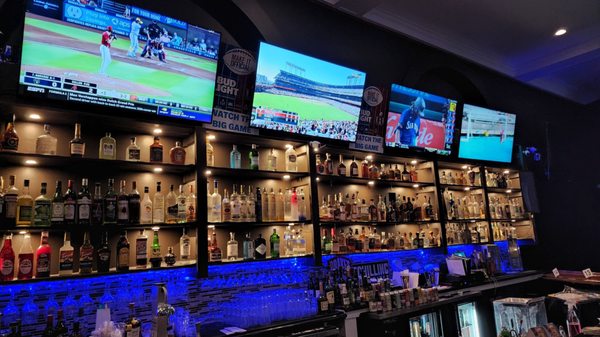 Yeti Sports Bar and Restaurant | Nepalese Indian Restaurant Berkeley by null