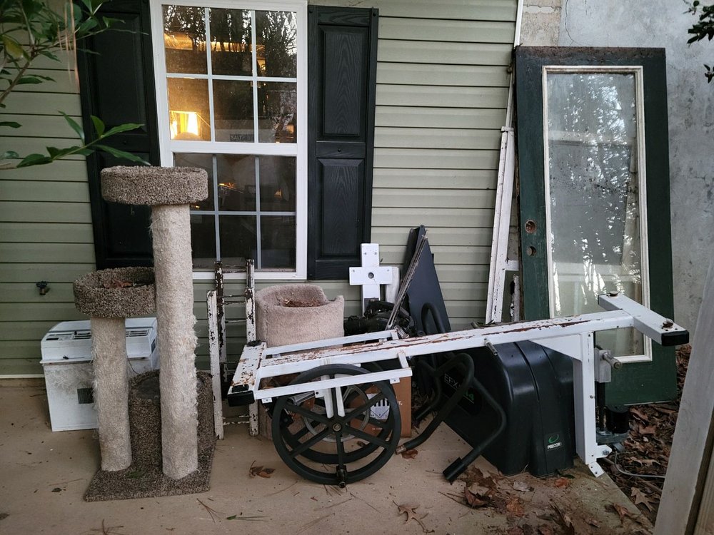 ABSOLUTE JUNK REMOVAL Updated October 2024 35 Photos & 15 Reviews