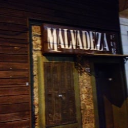 Malvadeza Pub - Fachada do Malvadeza Pub Bar.