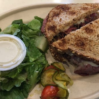 La Tour Cafe - Cafes Near Me - Honolulu, Hawaii La Tour Cafe - Cafes Near Me - Honolulu, Hawaii