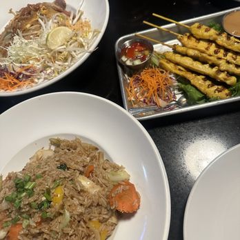 Moom 48 Thai - Asian Fusion Near Me - Pasadena, California