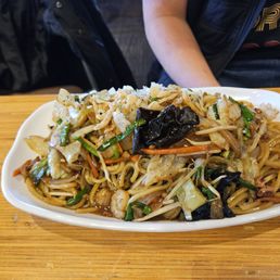 Stir-fried Noodles (10/10) Stir-fried Noodles (10/10)