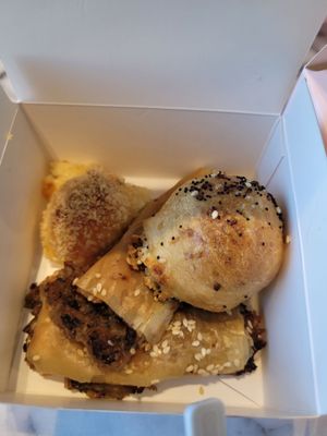 Hello Halloumi by null