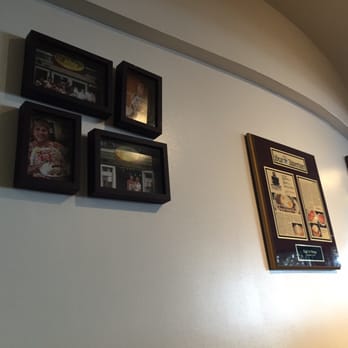 Eggs 'n Things - Waikiki Beach Eggspress - Breakfast & Brunch Near Me - Honolulu, Hawaii