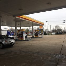 Shell Gas Station - Shell station - Cedar Rd. & Battlefield Blvd.