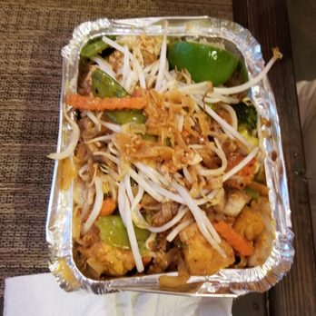 Thai Ghang Waan - Vegetable Pad Thai - Thai Near Me - Springfield, Virginia
