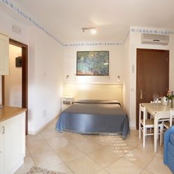 Hotel Germania - One room appartment Villa Miranda