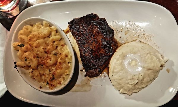 LongHorn Steakhouse by null