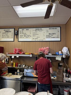 Dad's Dog & Burger by null