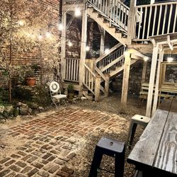 Banter - Outdoor seating