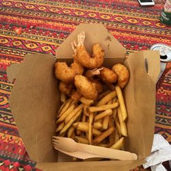 Unkels Street Eats - Fried Cajun shrimp and fries